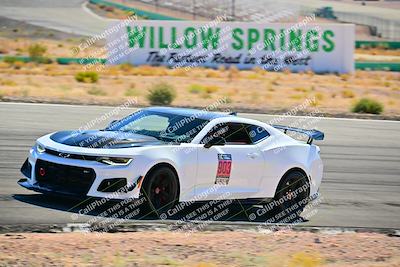 media/Oct-18-2025-Extreme Speed (Sat) [[d6d7e1fef1]]/Group 3 Purple/Session 2 (Turn 3)/